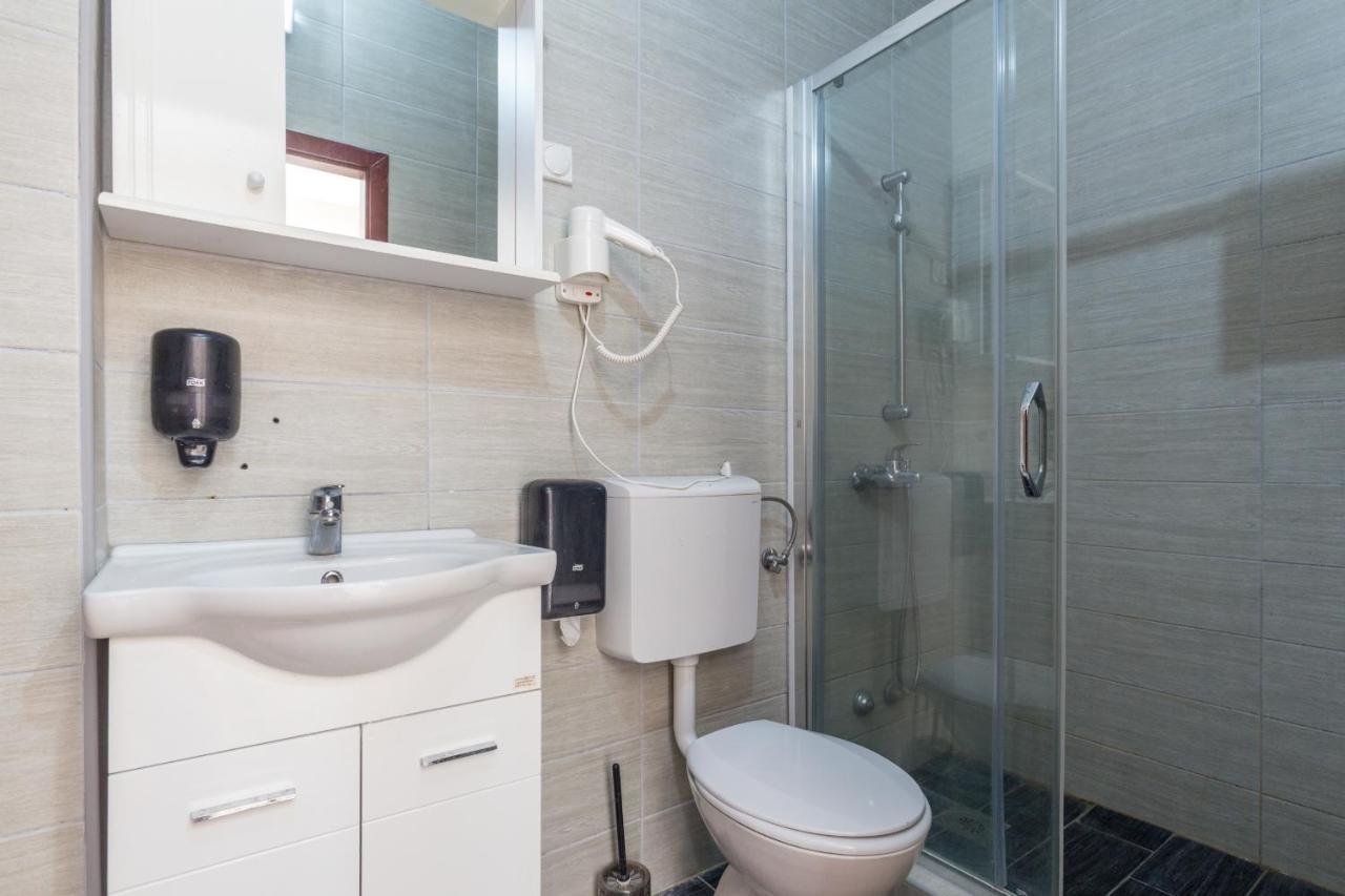 Hotel Zan Ulcinj Room photo